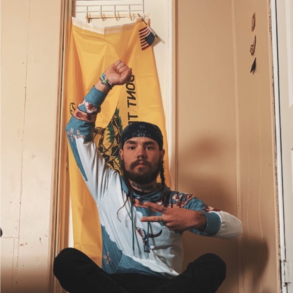 Meet your Posher, Leva - Picture 1 of 1